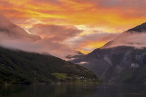 15-Manfred-SassNorwegenSonnenuntergangin-Geiranger